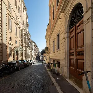 https://iflat-the-roman-view.it-romehotels.com